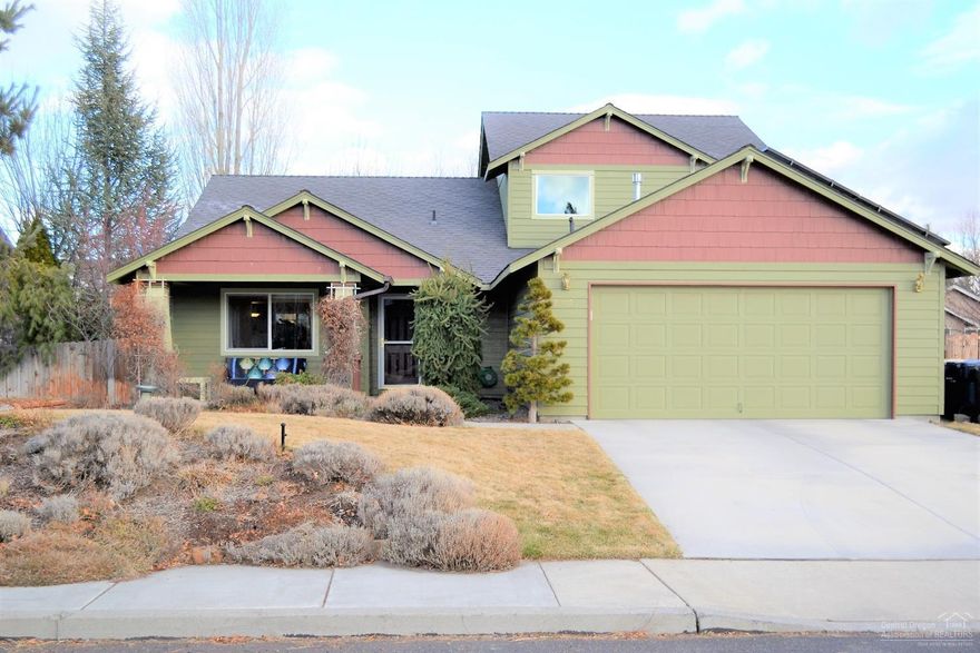 Immaculate 5 bed, 3 bath home in Elkhorn Estates! Featuring newer S/S appliances & sink in the kitchen. Bamboo flooring throughout the main living space. Newer carpet w/memory foam pad. Master on the main w/ walk-In closet, slider to the back yard & double vanity in the master bath. There is another bedroom on the main w/tile flooring that can be an office. Forced air, AC & gas fireplace. Solar panels. Beautiful flowering backyard that is very private w/berry bushes, water feature, paver patio & hot tub!