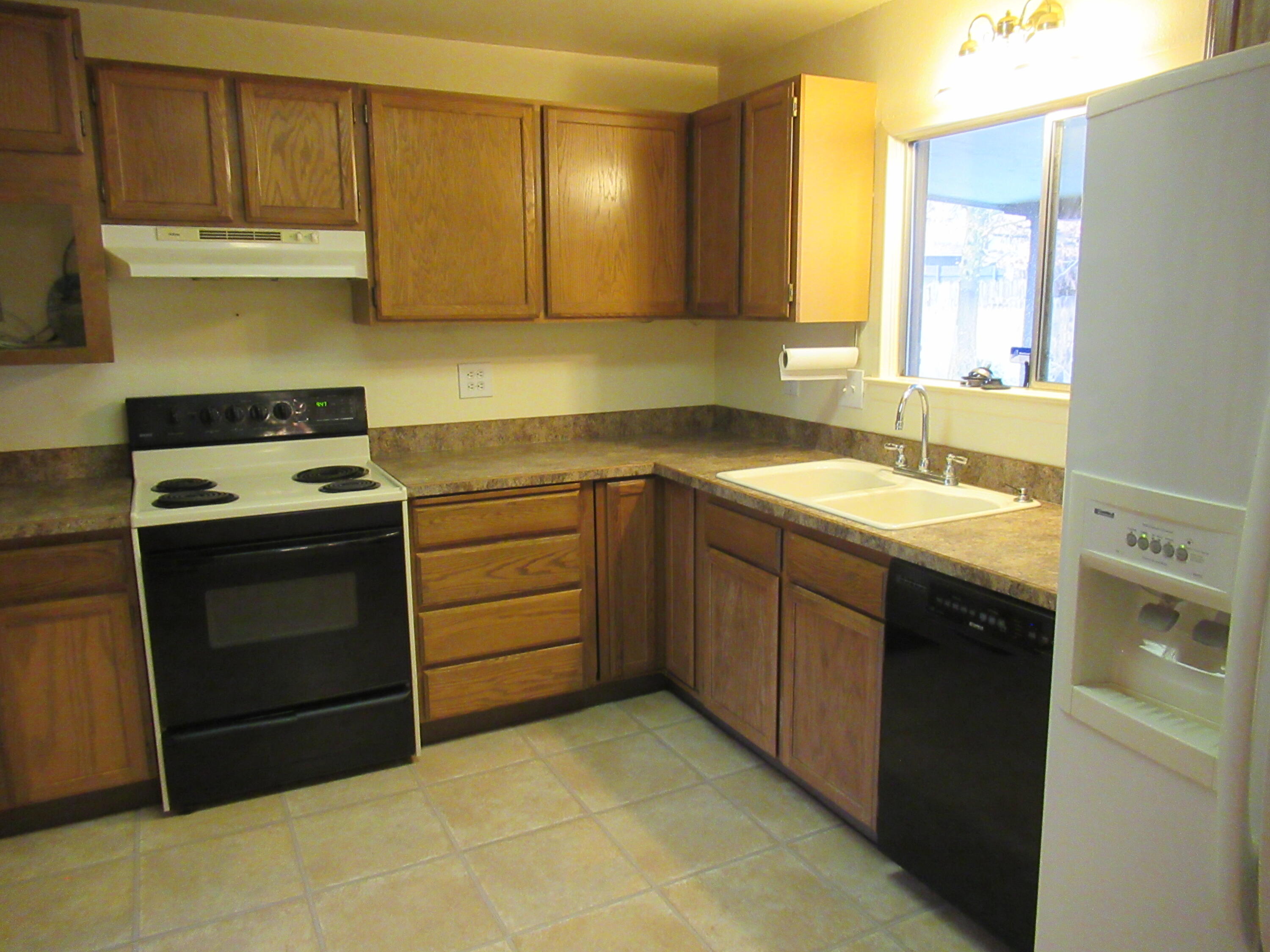 Klamath Falls -Klamath Lake Addition - Residential