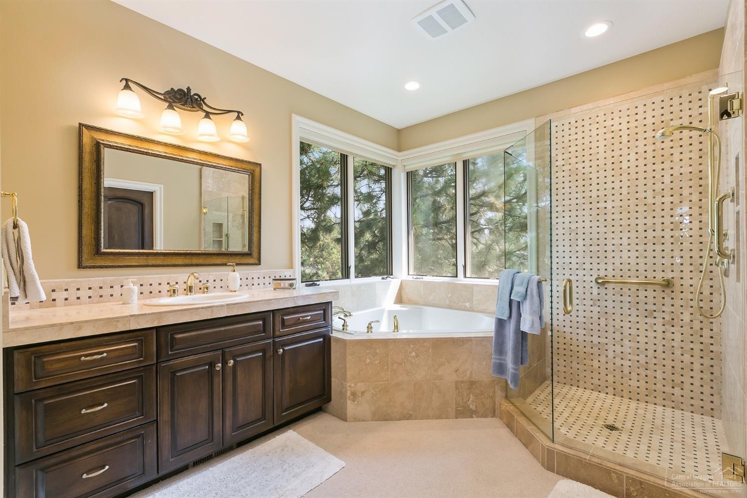 Awbrey Butte - Residential