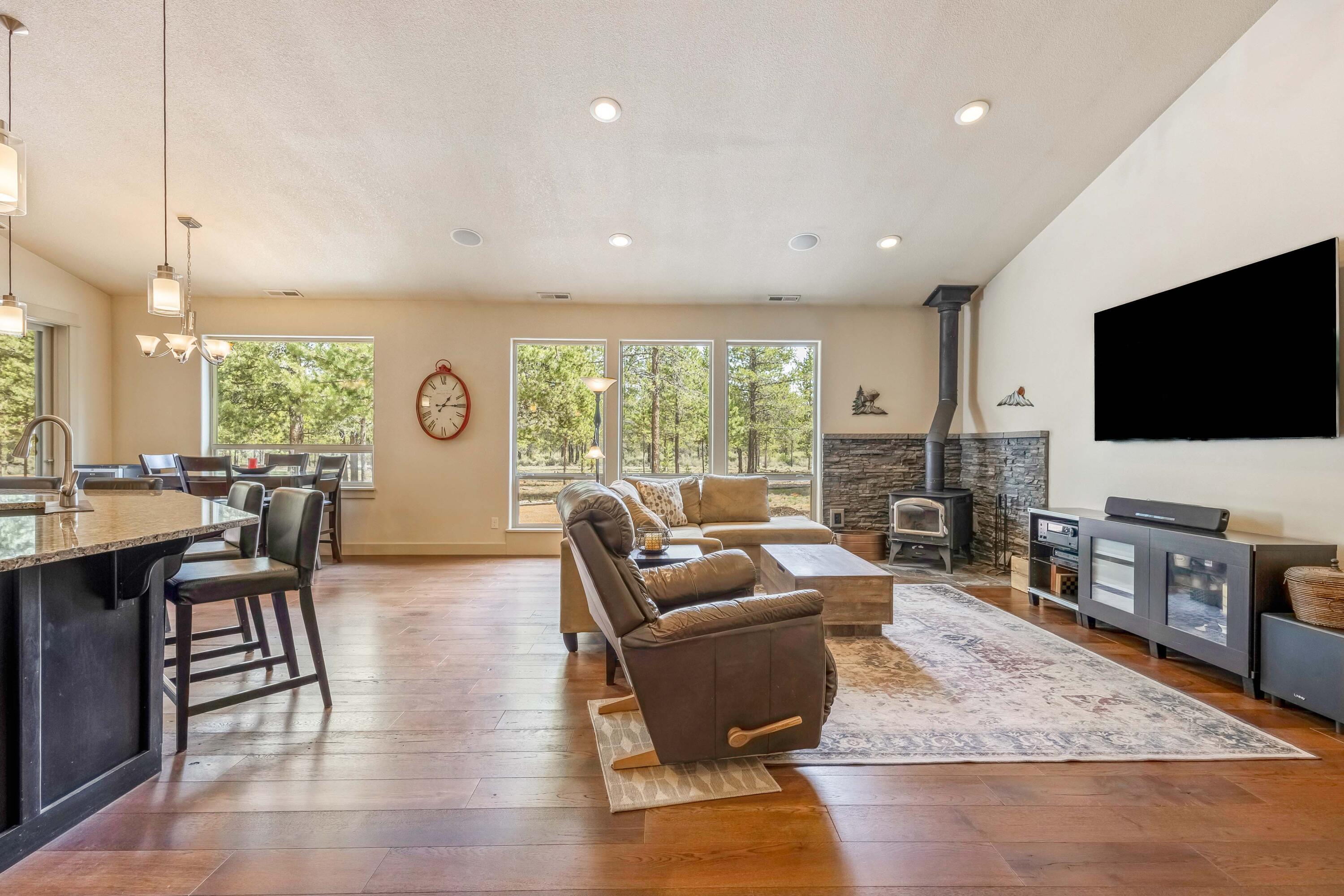 55130 Pronghorn Drive