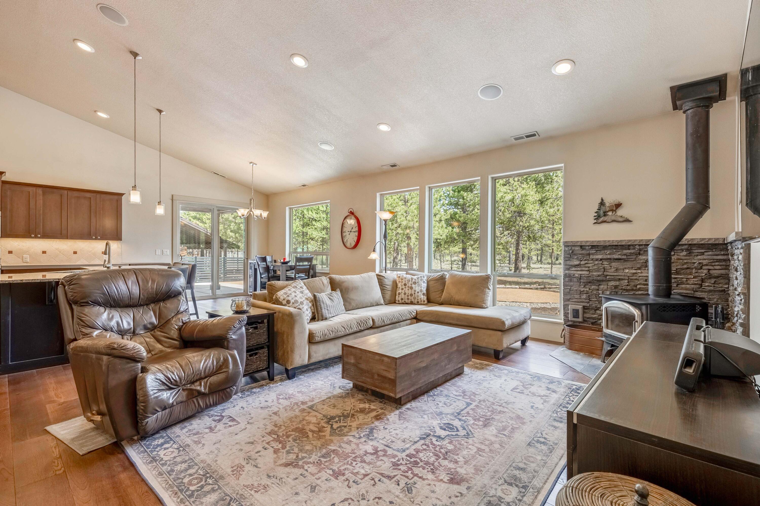 55130 Pronghorn Drive