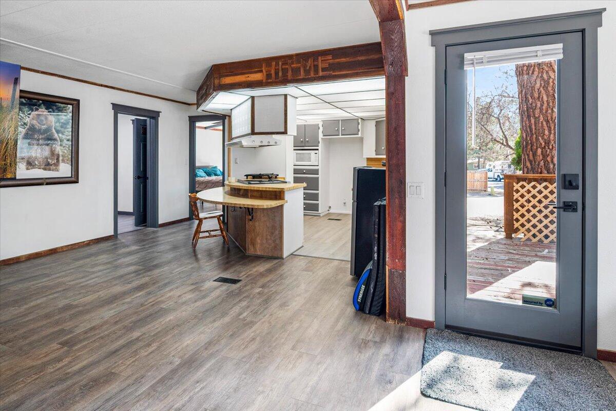 60952 McMullin Drive