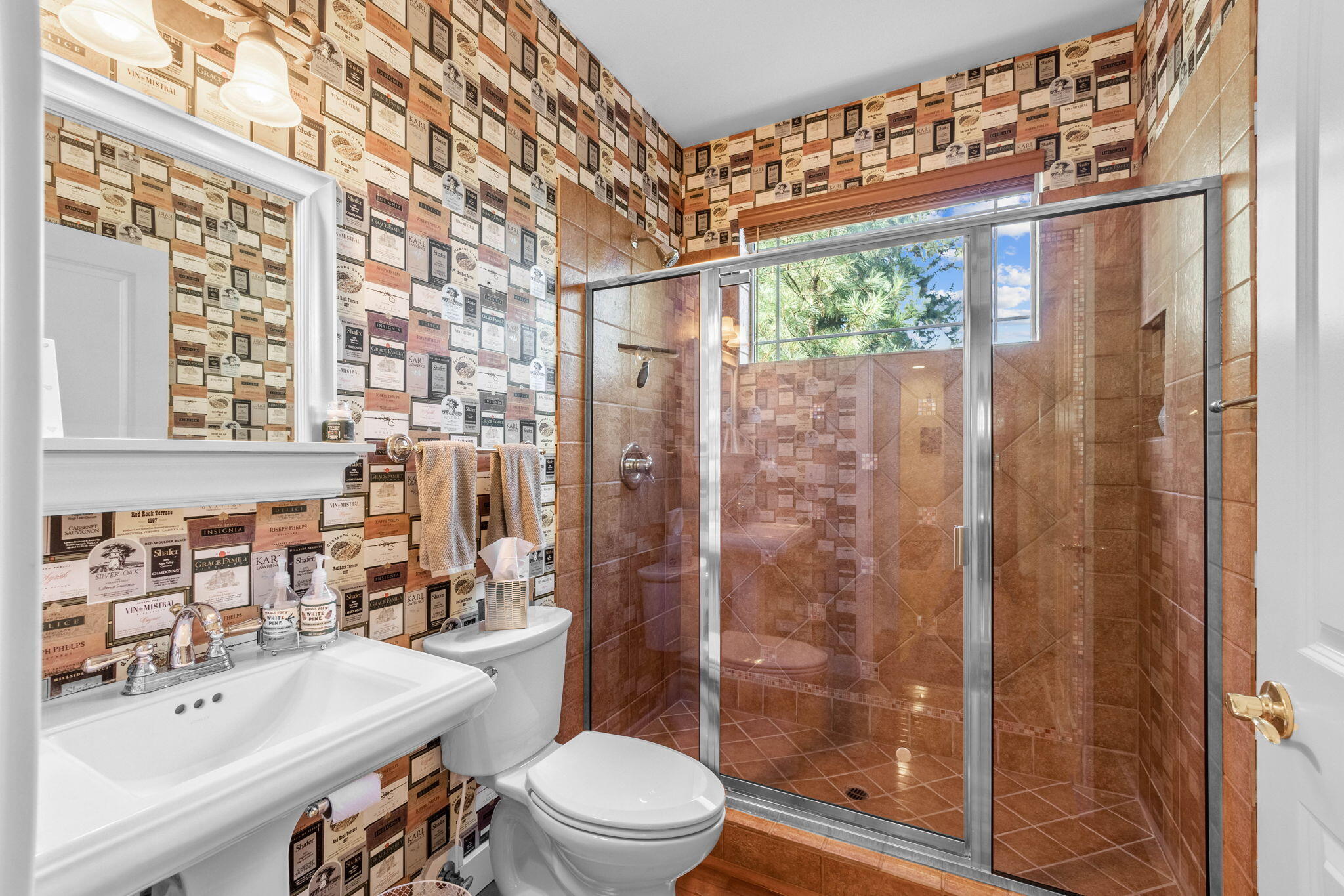 Skyliner Summit - Residential