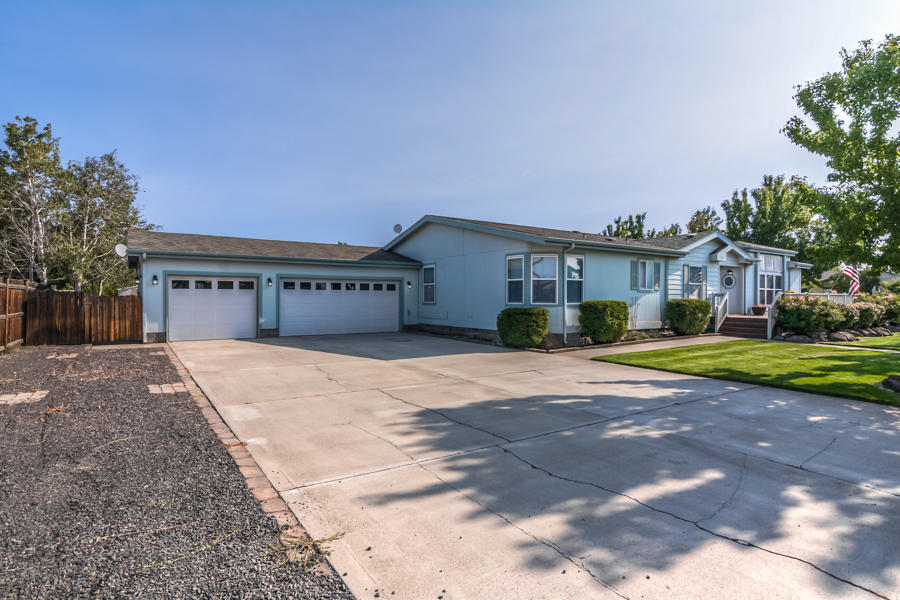 Desert Meadows - Residential