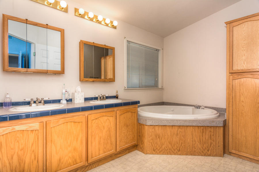 Desert Meadows - Residential