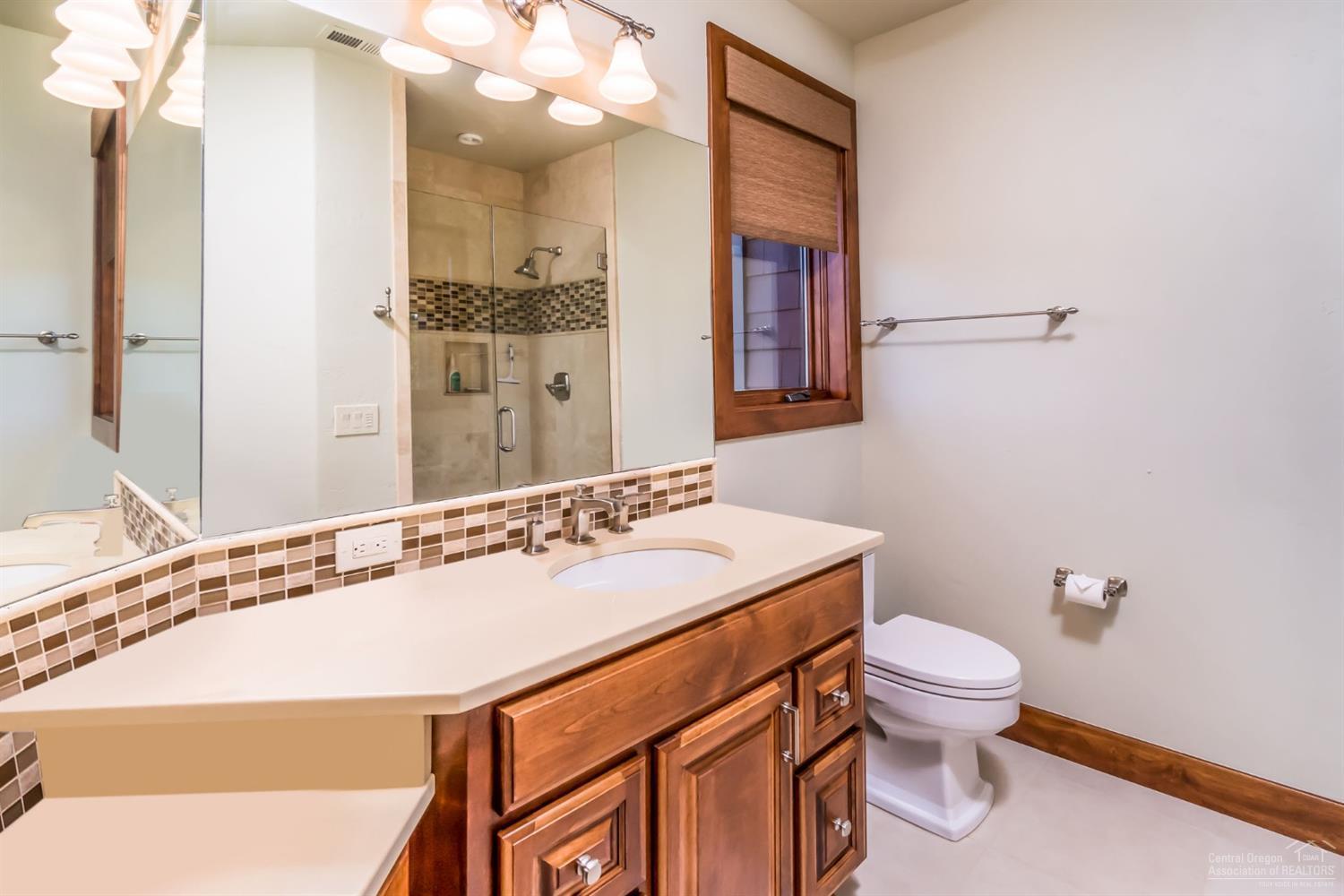 Broken Top - Residential