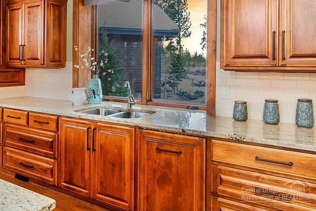 Broken Top - Residential