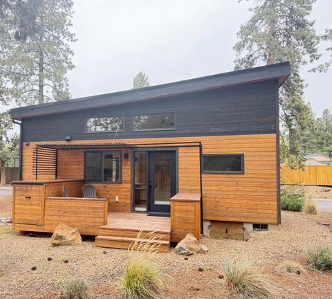 Photo of 61304 SE Wizard Lane #1, Bend, OR 97702 (MLS # 220219838)