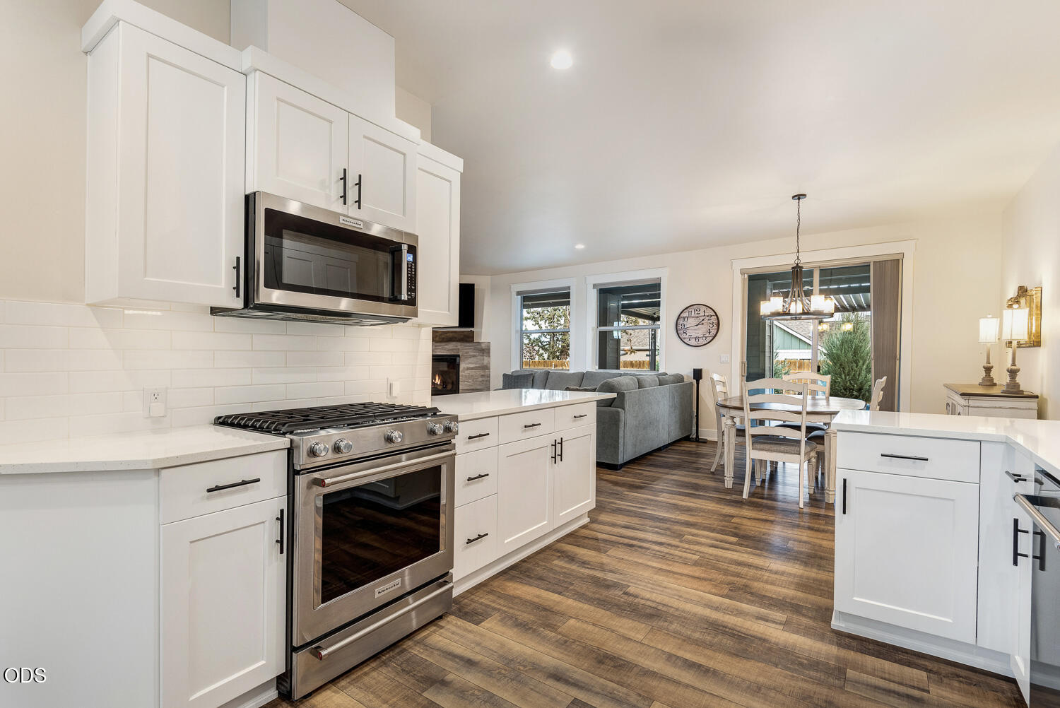 2758 NW 23rd Loop