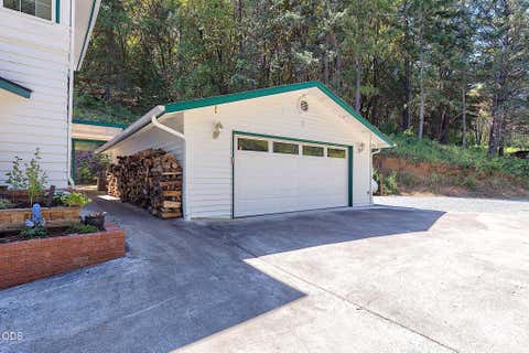Tiny photo for 11150 Lower River Road, Grants Pass, OR 97526 (MLS # 220224135)