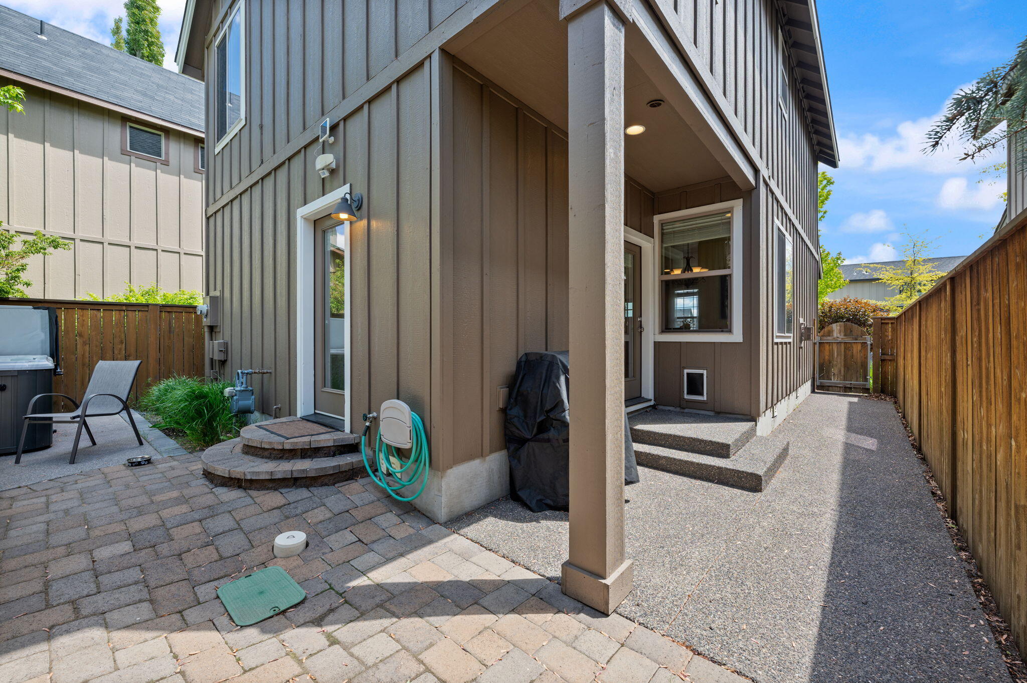 Empire Crossing - Residential