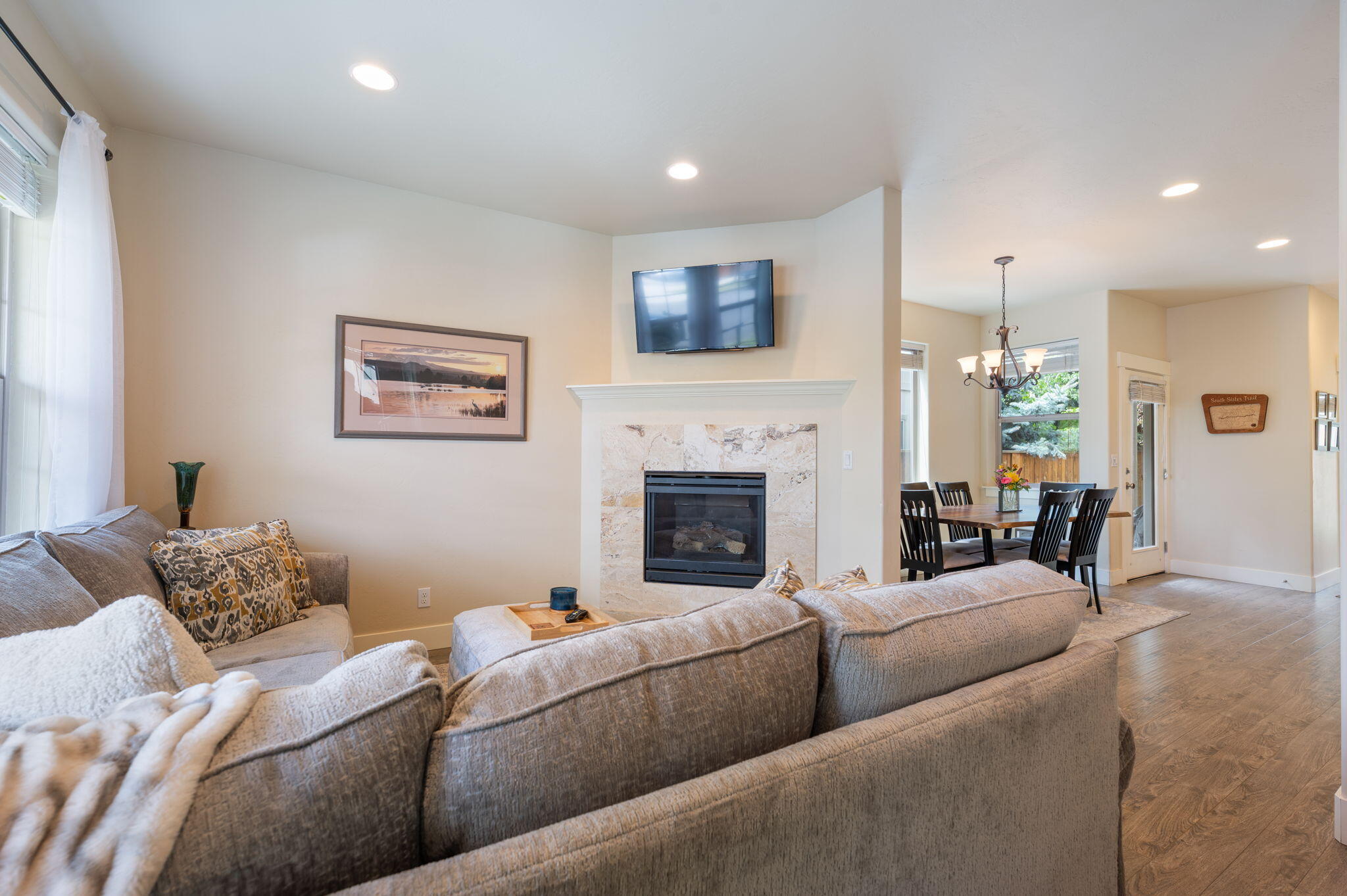 Empire Crossing - Residential