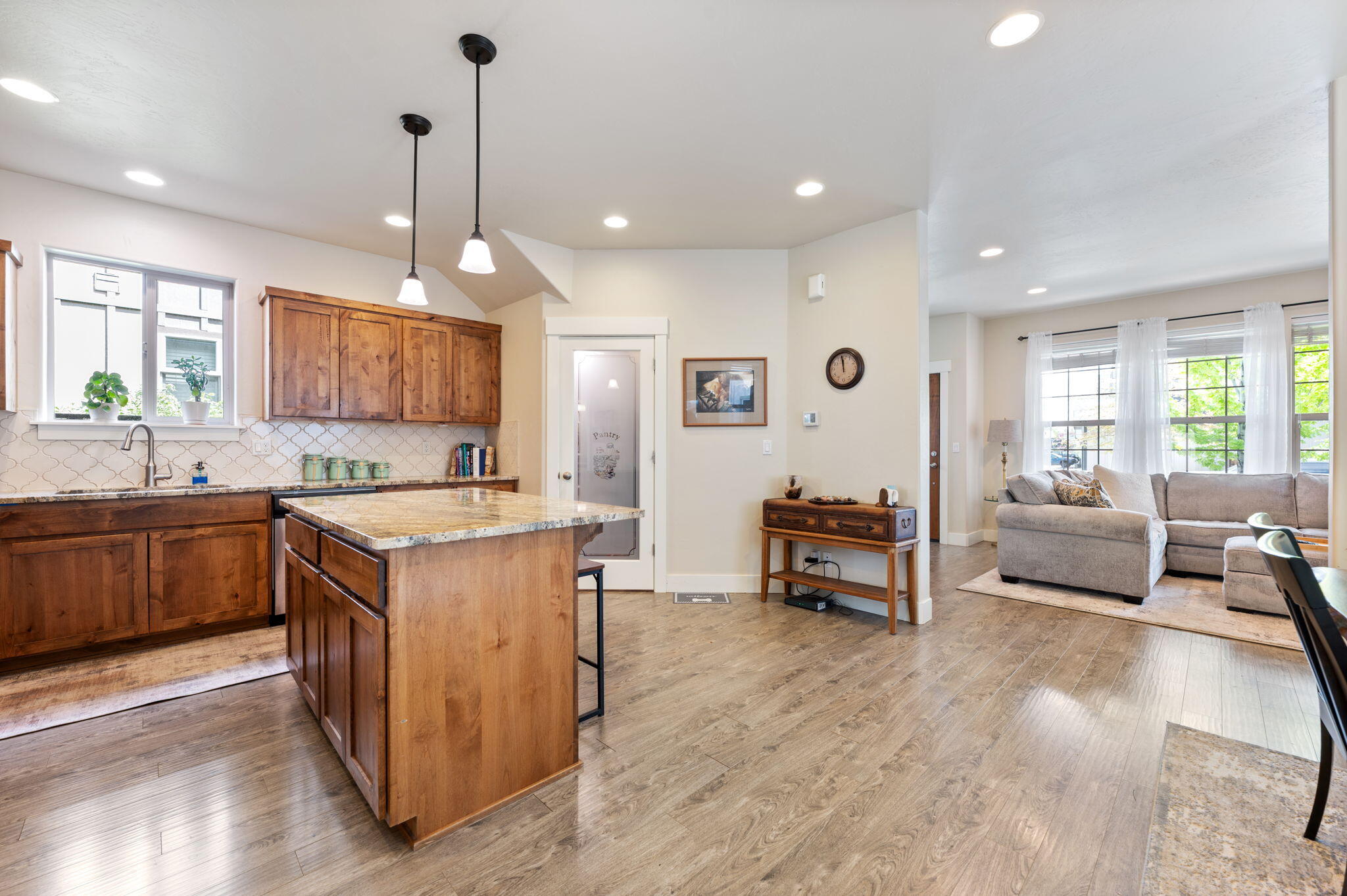 Empire Crossing - Residential