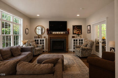 Tiny photo for 4110 Hemlock Drive, Medford, OR 97504 (MLS # 220226649)