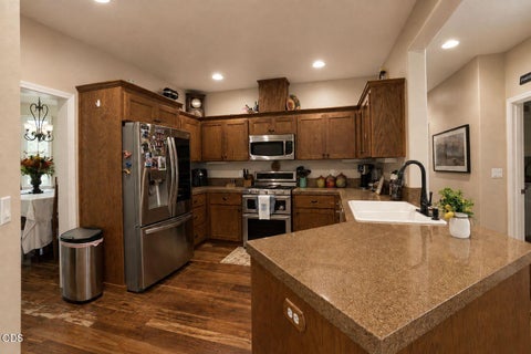 Tiny photo for 4110 Hemlock Drive, Medford, OR 97504 (MLS # 220226649)