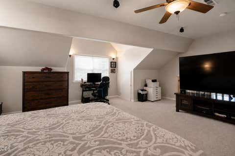 Tiny photo for 4110 Hemlock Drive, Medford, OR 97504 (MLS # 220226649)