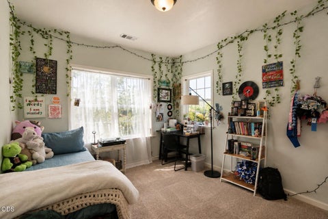 Tiny photo for 4110 Hemlock Drive, Medford, OR 97504 (MLS # 220226649)