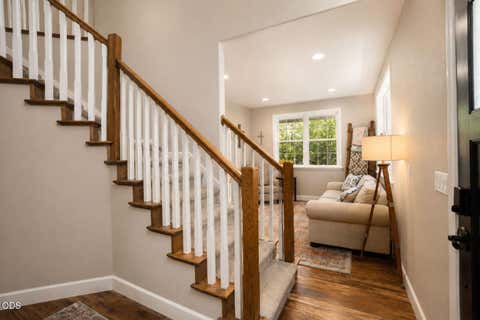 Tiny photo for 4110 Hemlock Drive, Medford, OR 97504 (MLS # 220226649)