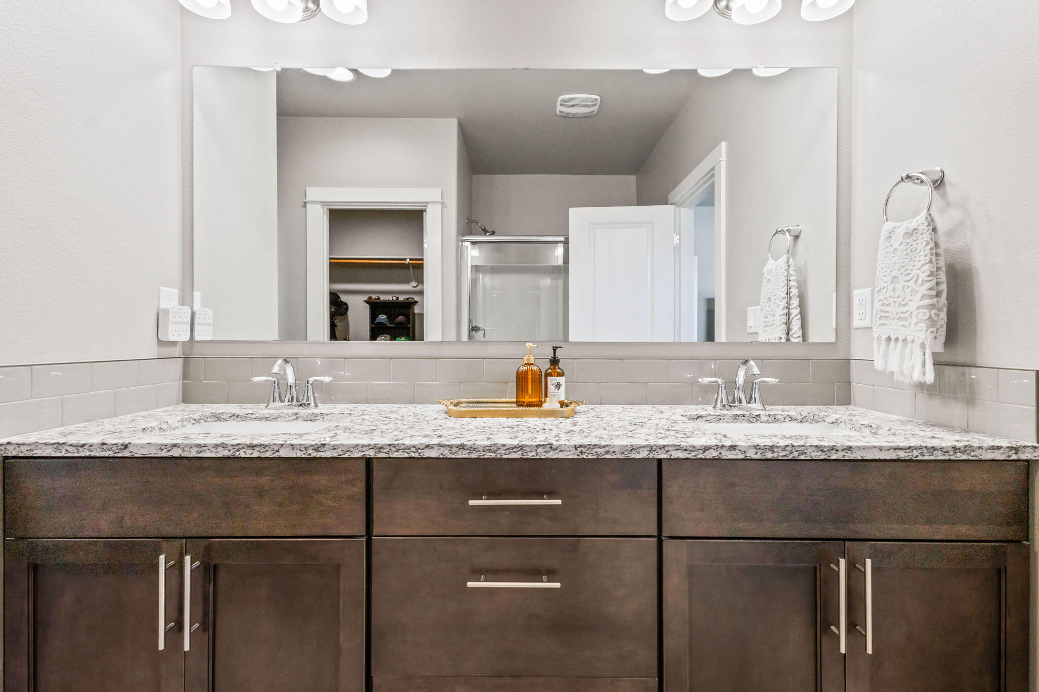 Mckenzie Meadow Vill - Residential