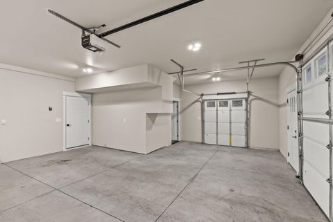 Tiny photo for 17008 Sharp Drive, Bend, OR 97707 (MLS # 220215069)