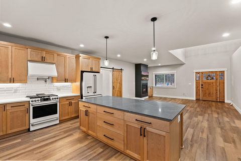 Tiny photo for 17008 Sharp Drive, Bend, OR 97707 (MLS # 220215069)