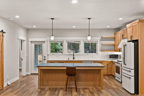 Tiny photo for 17008 Sharp Drive, Bend, OR 97707 (MLS # 220215069)