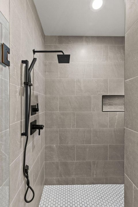 Tiny photo for 17008 Sharp Drive, Bend, OR 97707 (MLS # 220215069)