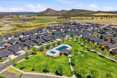 Tiny photo for 855 NE Hudspeth Circle, Prineville, OR 97754 (MLS # 220221649)