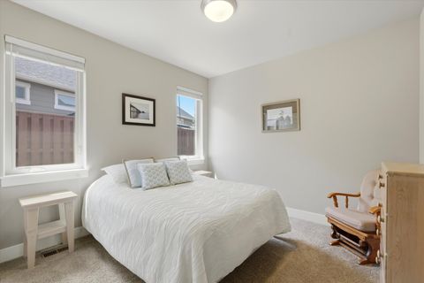 Tiny photo for 855 NE Hudspeth Circle, Prineville, OR 97754 (MLS # 220221649)