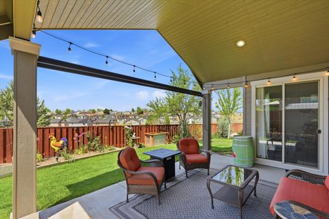 Tiny photo for 855 NE Hudspeth Circle, Prineville, OR 97754 (MLS # 220221649)