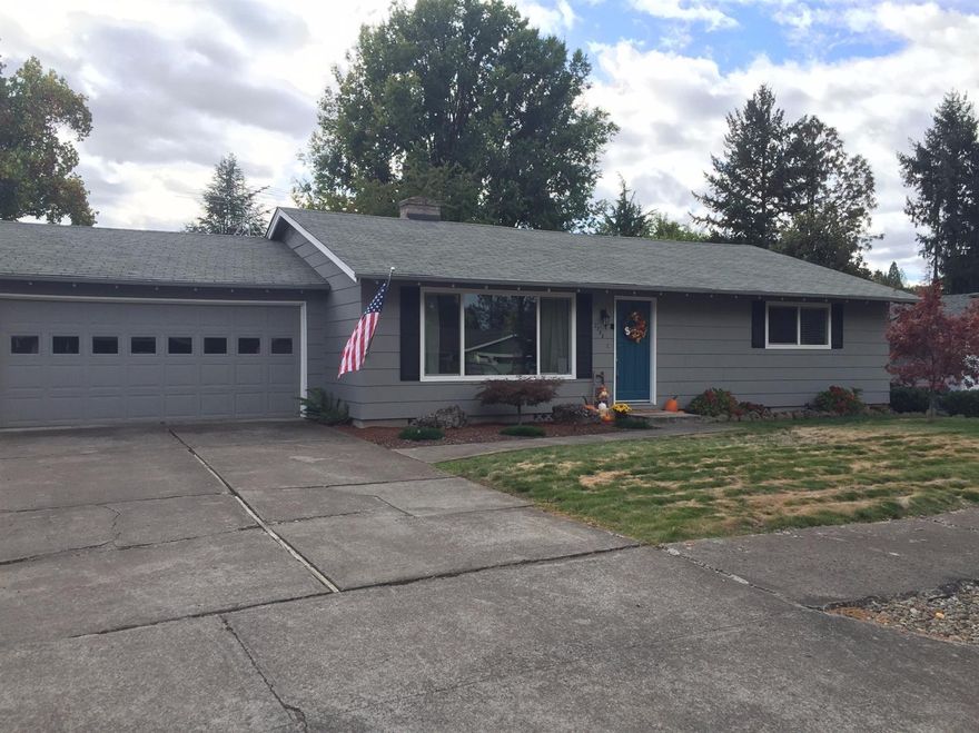 Professional photos coming Monday 10/16. Schedule a tour today! This well appointed home boasts a large backyard with a detached 8x12 Shed, and a great back deck for entertaining. Inside you will find a functional fireplace, open kitchen with stainless steel appliances, vinyl windows and 2 large bedrooms.