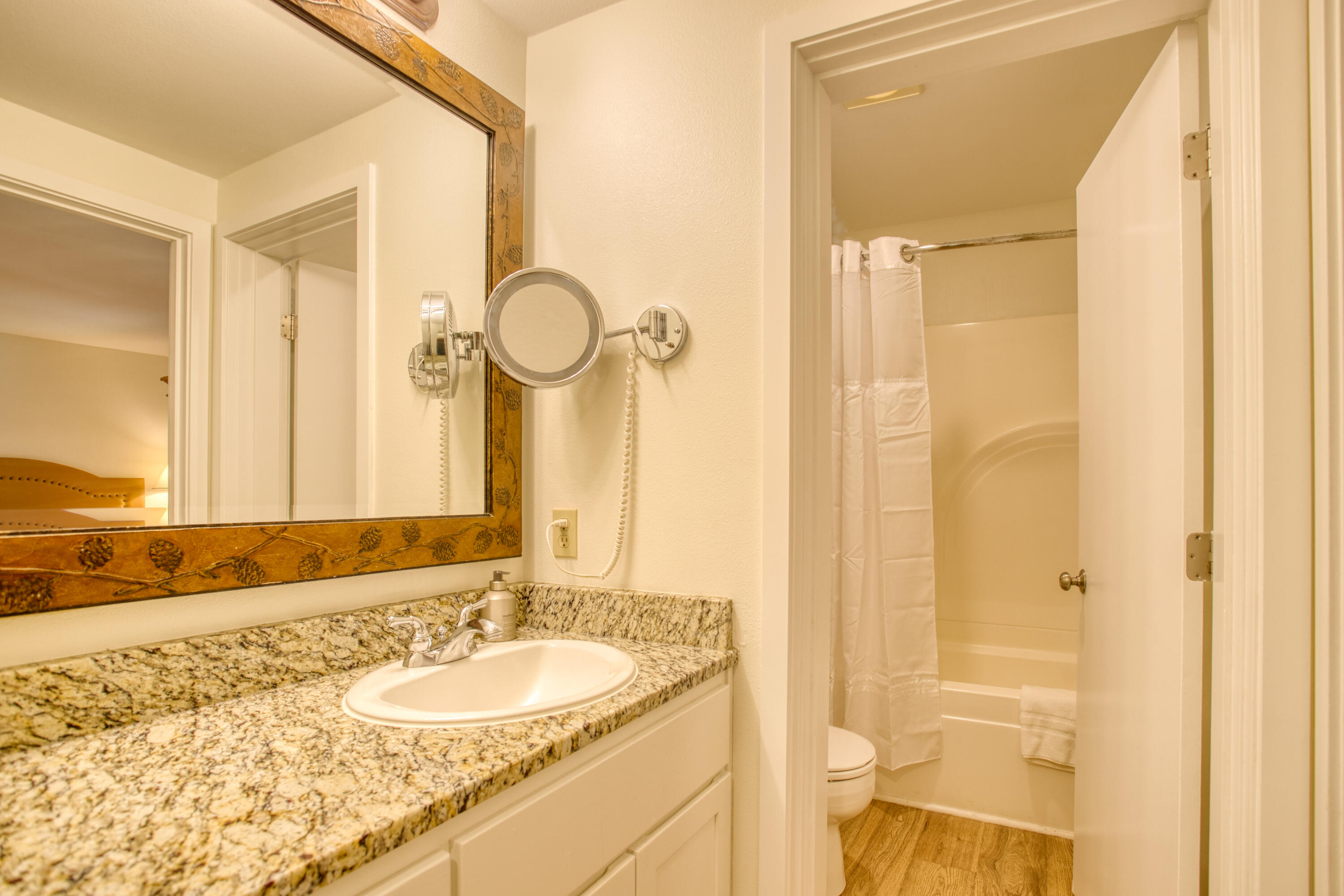 Inn Of The 7th - Residential