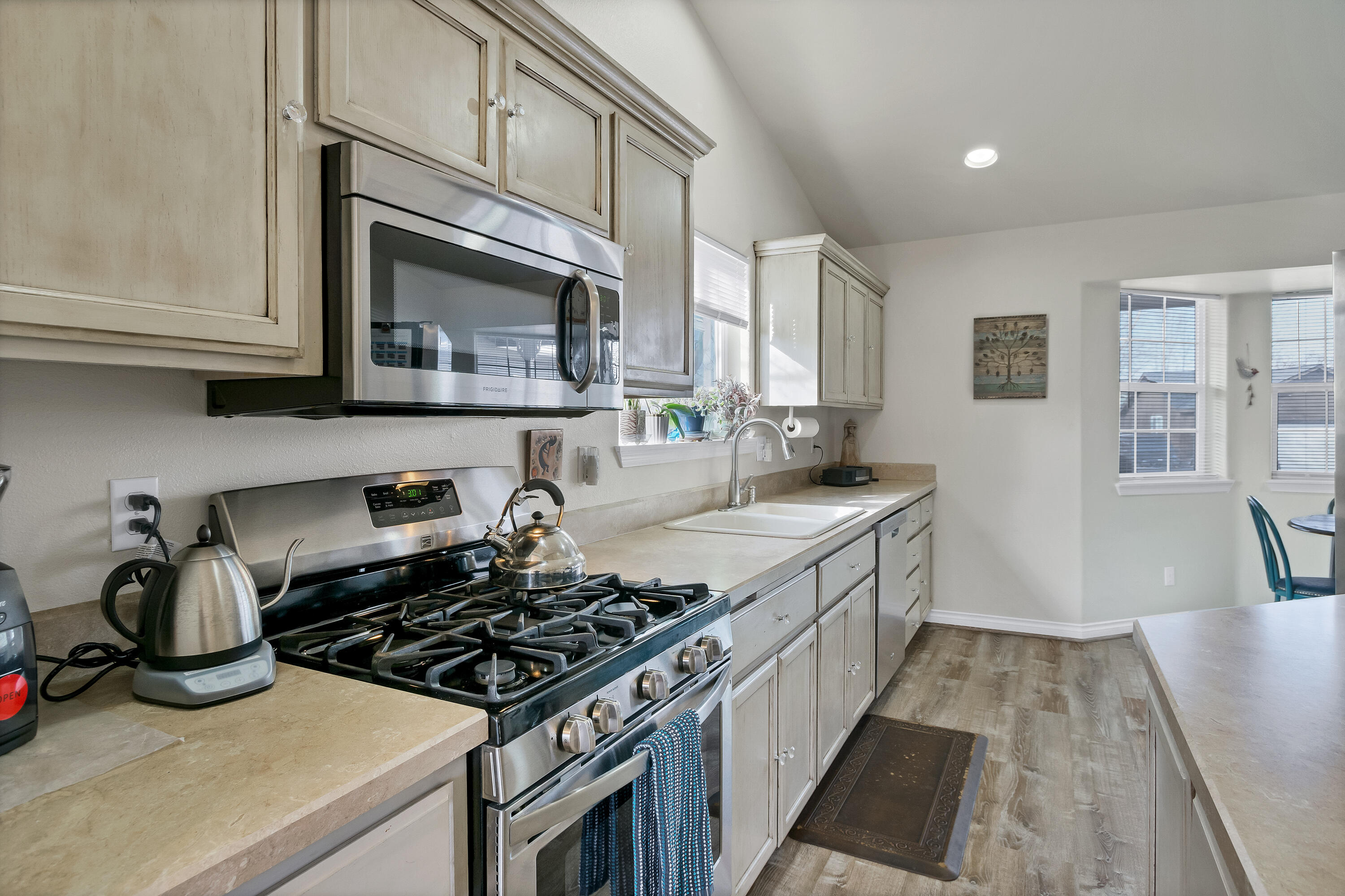 Sunpointe - Residential