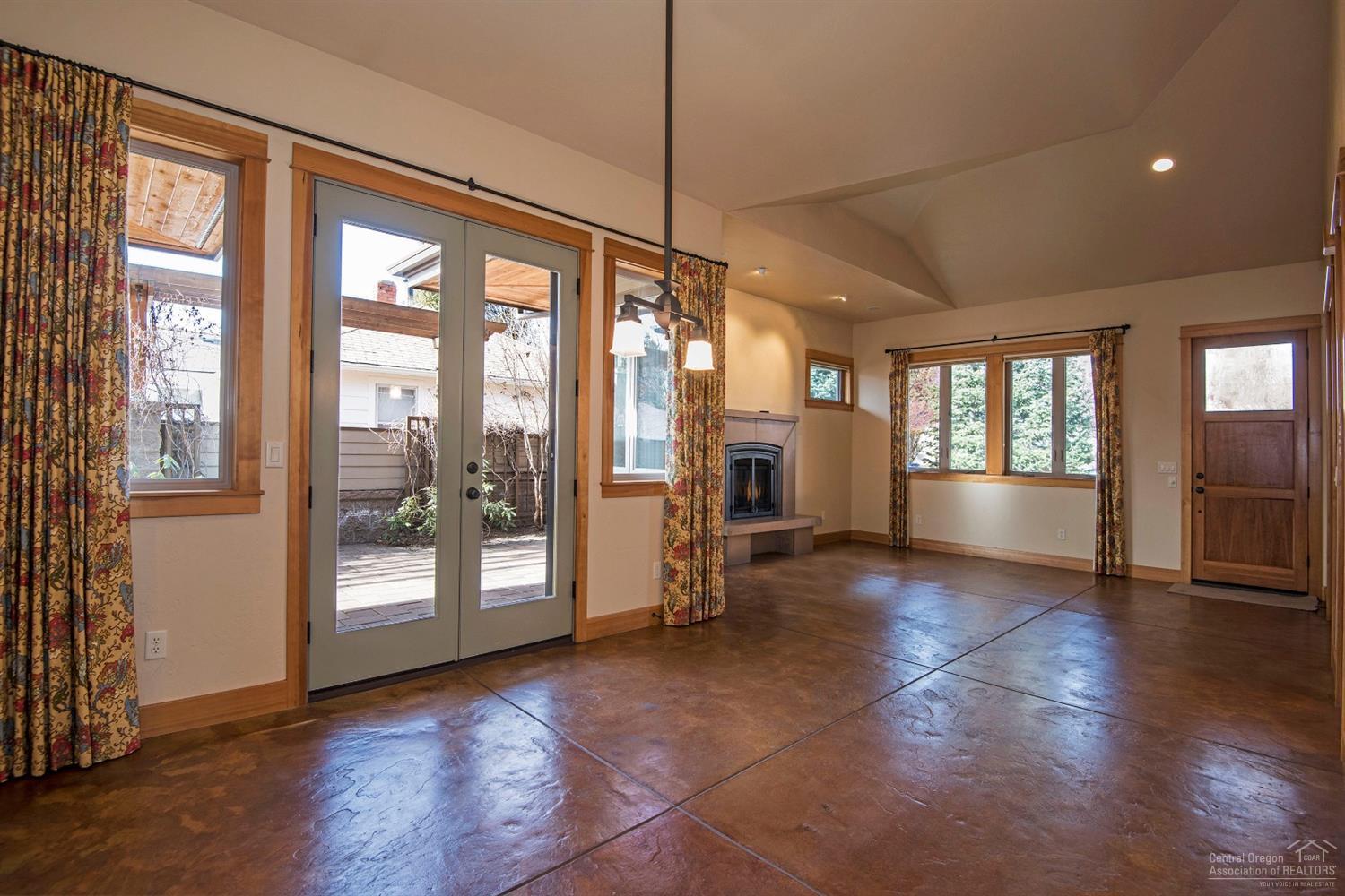 Boulevard - Residential