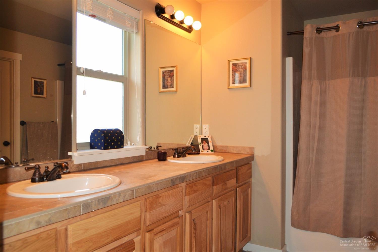 Centennial Glen - Residential