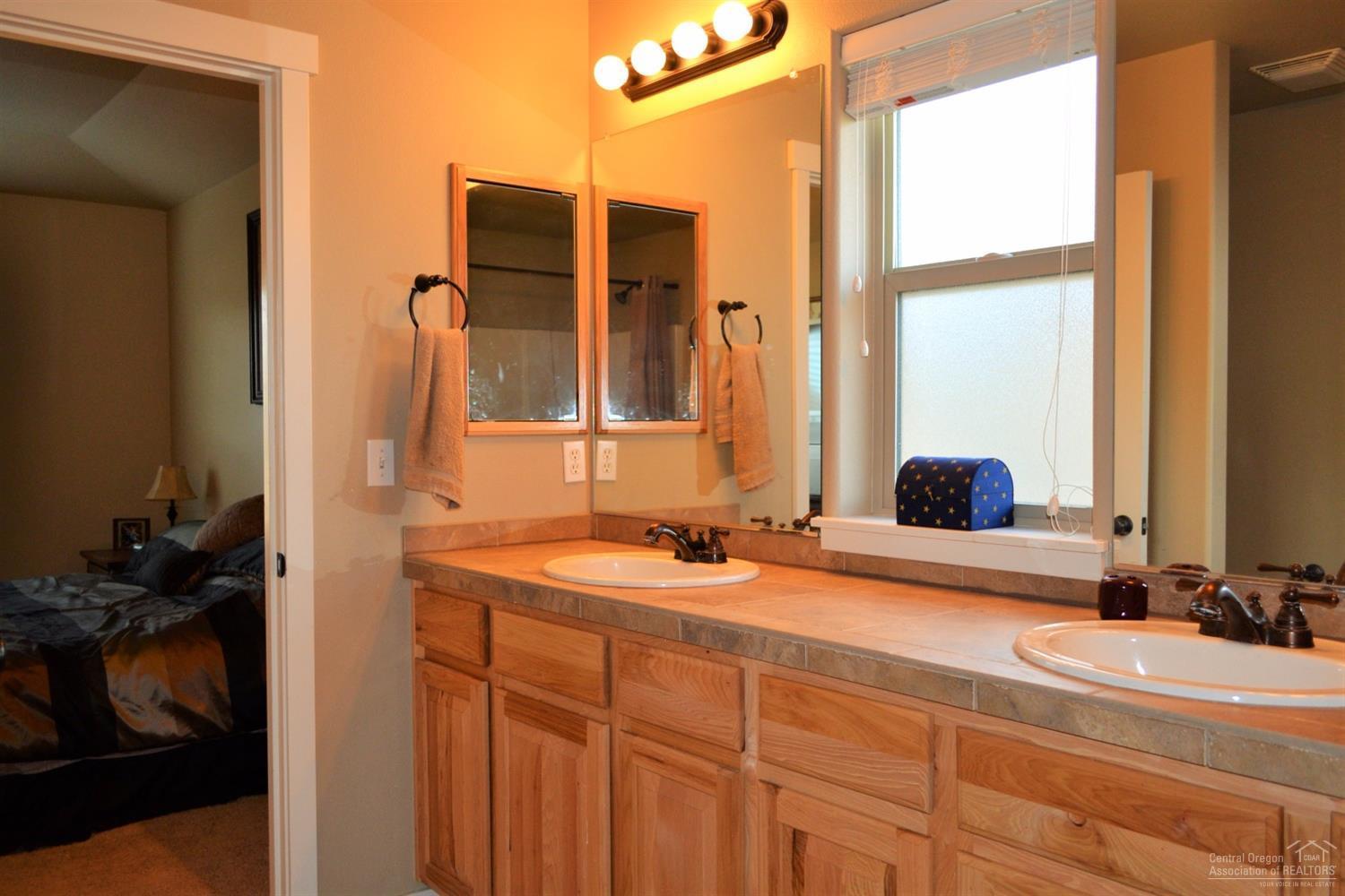 Centennial Glen - Residential