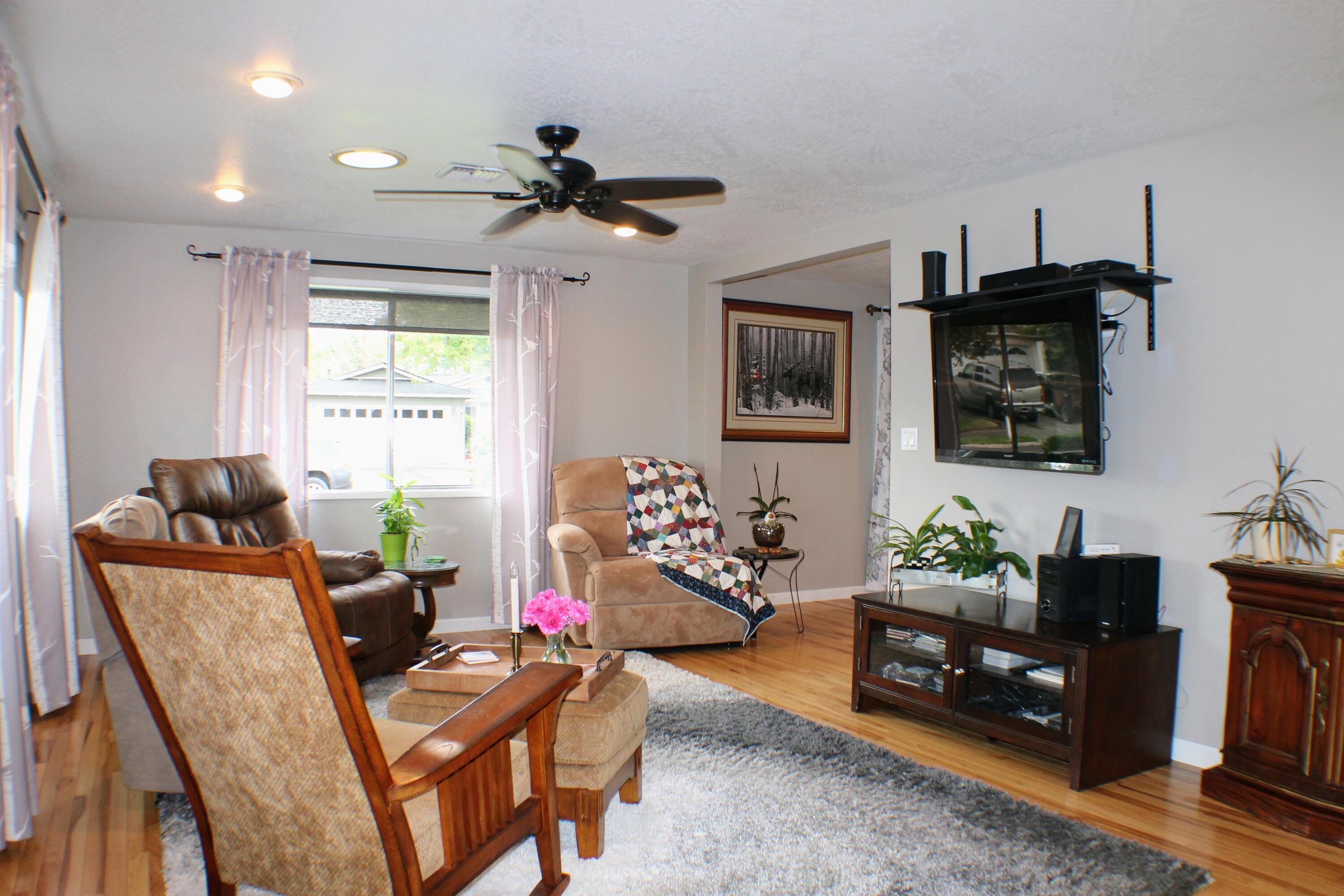 Rogue Valley Heights - Residential