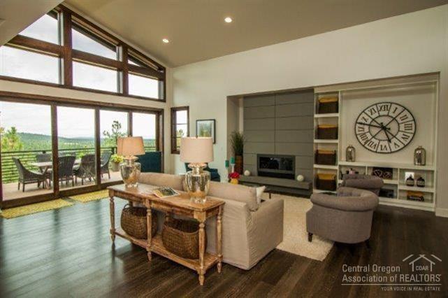 Awbrey Butte - Residential