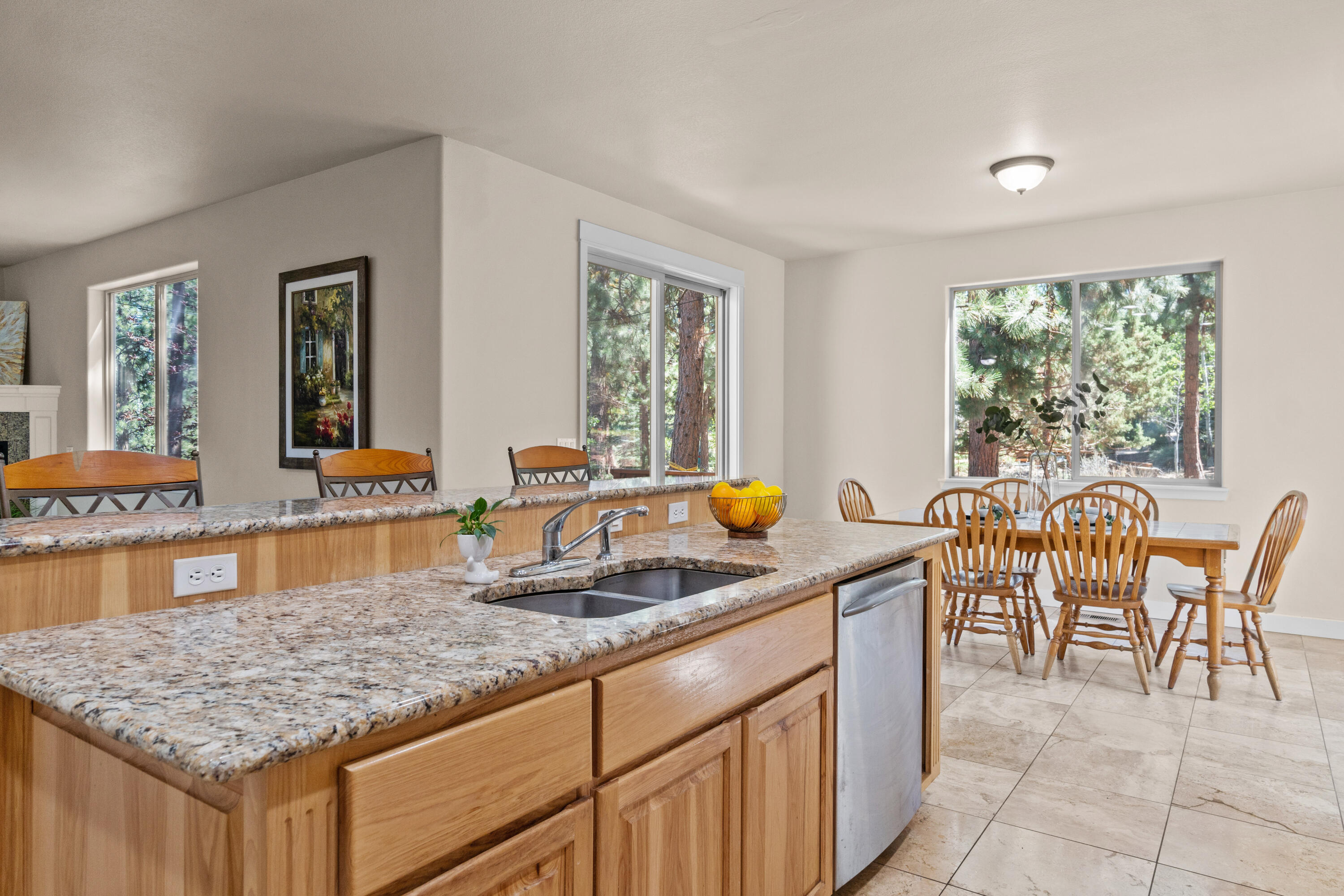 Skyliner Summit - Residential