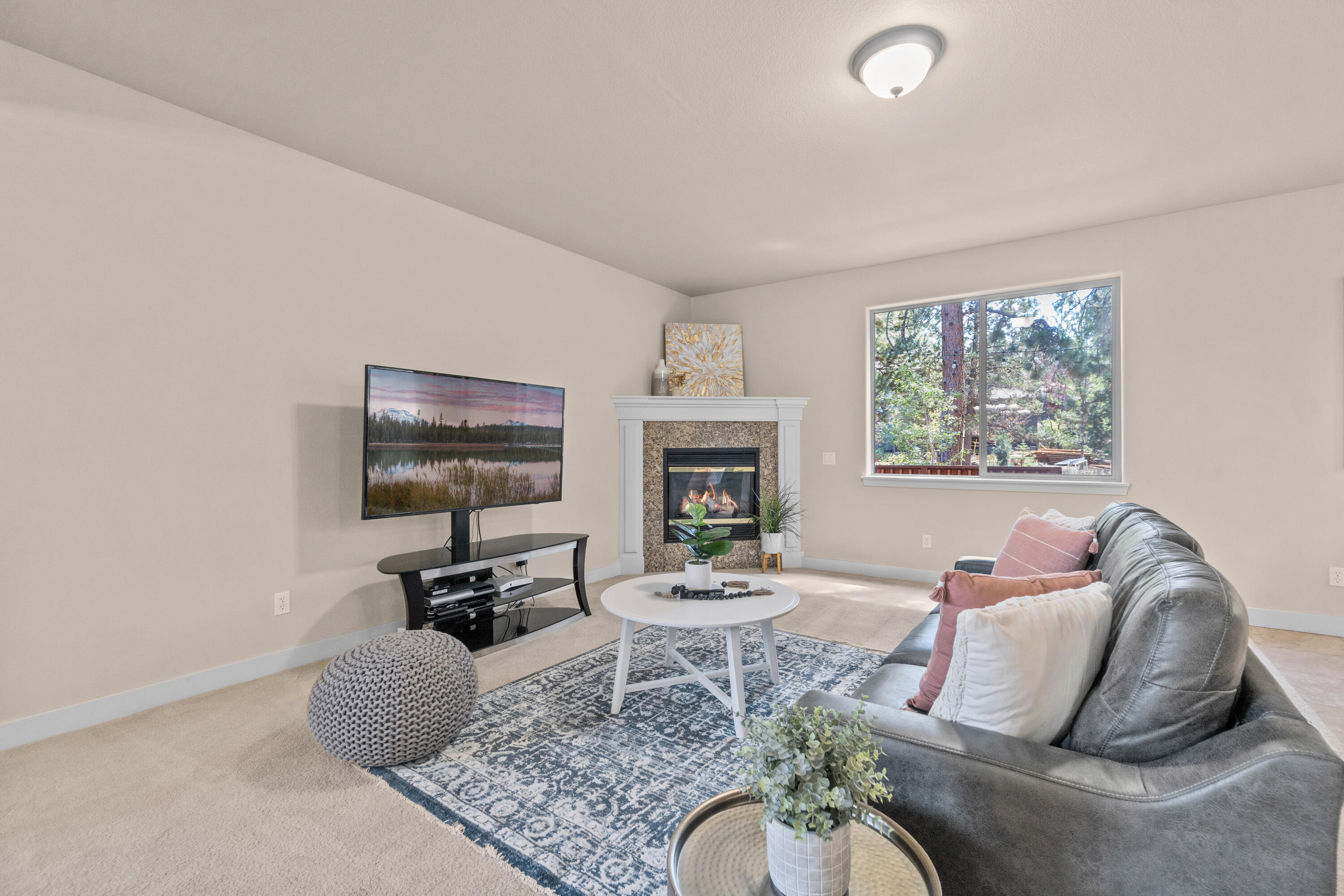 Skyliner Summit - Residential