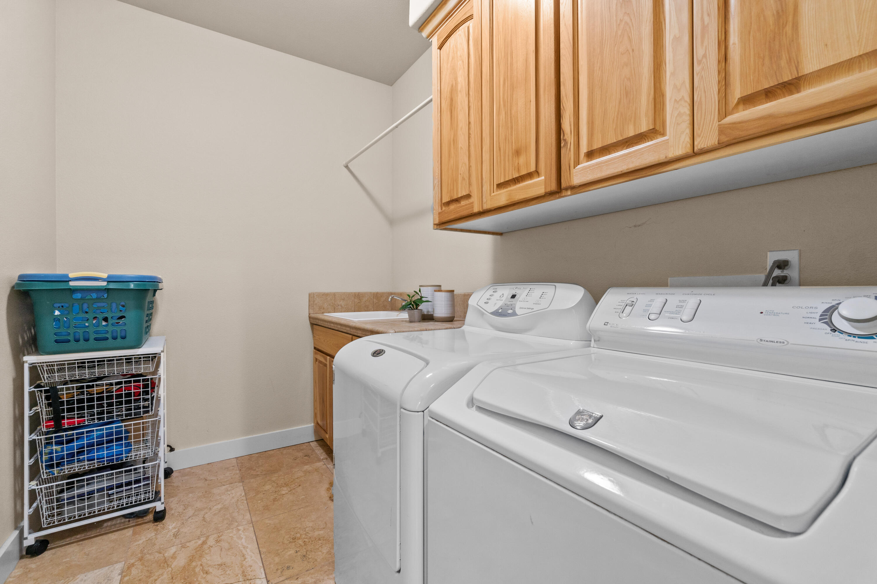 Skyliner Summit - Residential