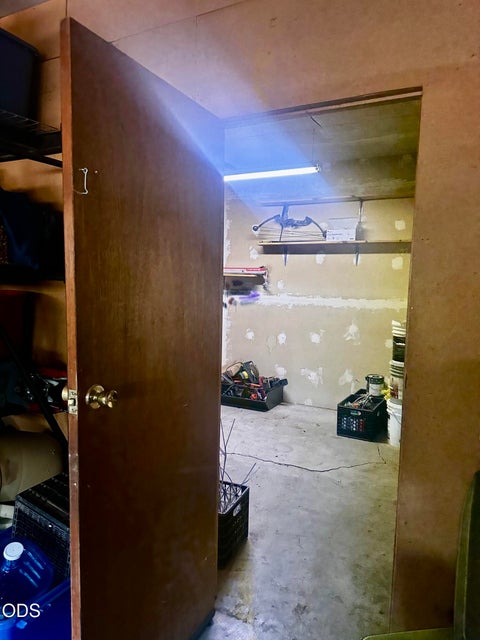 Tiny photo for 51530 Riverland Avenue, La Pine, OR 97739 (MLS # 220227132)