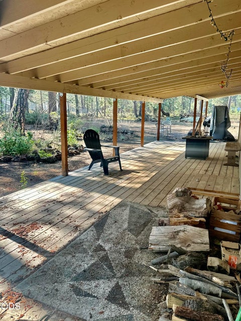 Tiny photo for 51530 Riverland Avenue, La Pine, OR 97739 (MLS # 220227132)