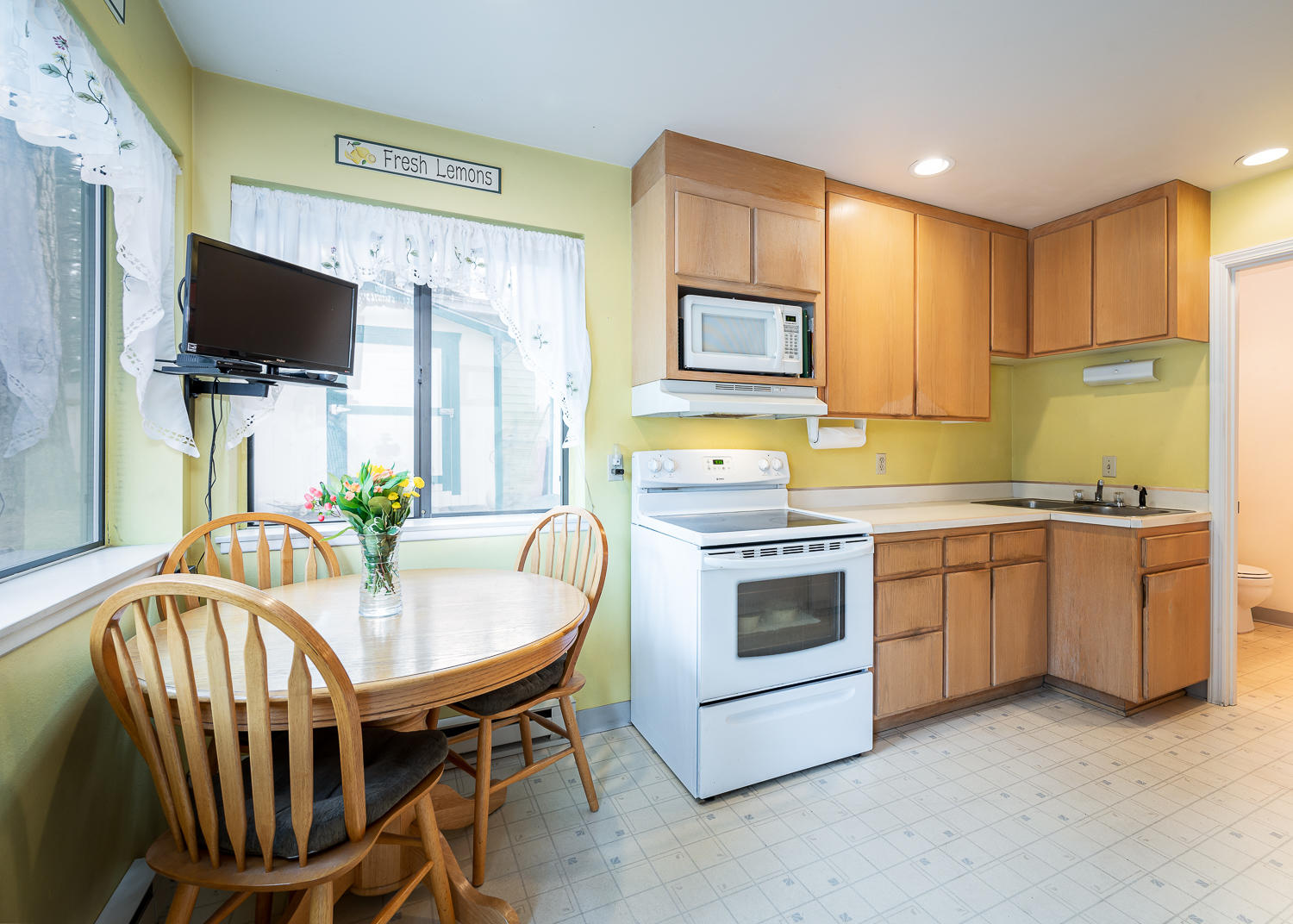 Romaine Village - Residential