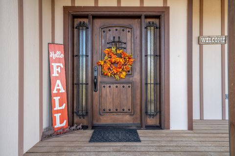 Tiny photo for 25451 Alfalfa Market Road NE, Bend, OR 97701 (MLS # 220211187)