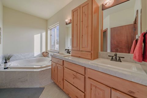 Tiny photo for 25451 Alfalfa Market Road NE, Bend, OR 97701 (MLS # 220211187)