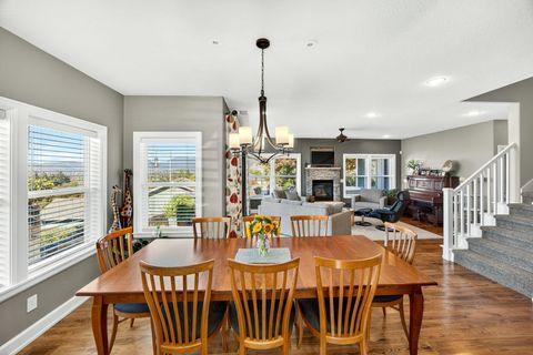 Tiny photo for 2315 Robertson Crest Crst, Grants Pass, OR 97527 (MLS # 220219690)