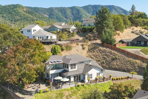 Tiny photo for 2315 Robertson Crest Crst, Grants Pass, OR 97527 (MLS # 220219690)