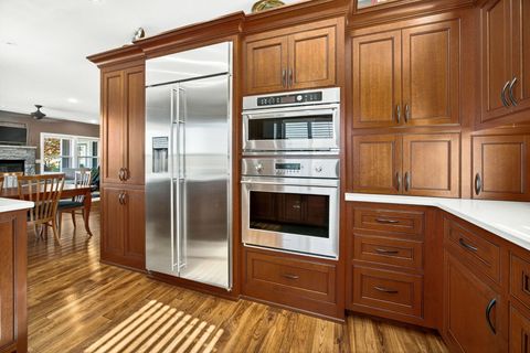 Tiny photo for 2315 Robertson Crest Crst, Grants Pass, OR 97527 (MLS # 220219690)