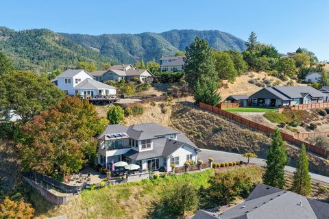 Tiny photo for 2315 Robertson Crest Crst, Grants Pass, OR 97527 (MLS # 220219690)